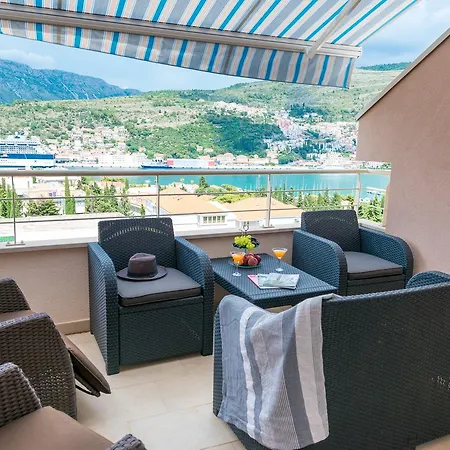 Topde Old Apartman *